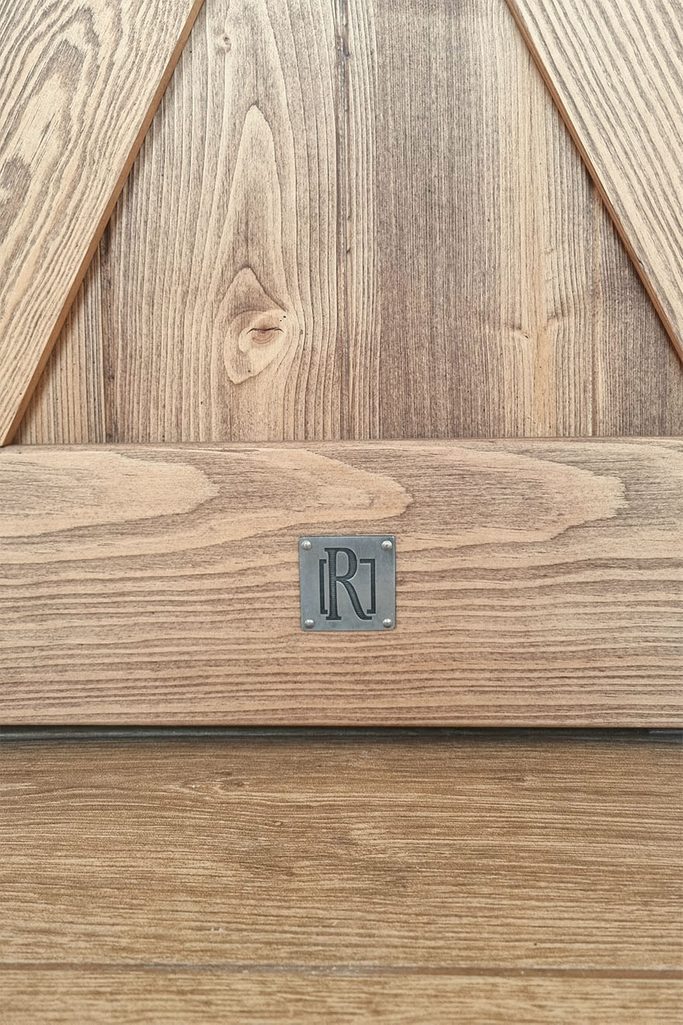 drzwi z litego drewna